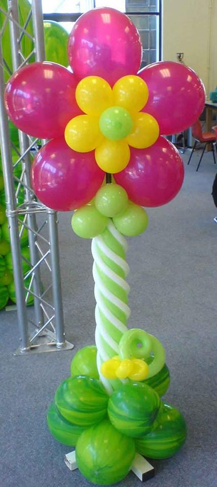 Decorating With Balloons7
