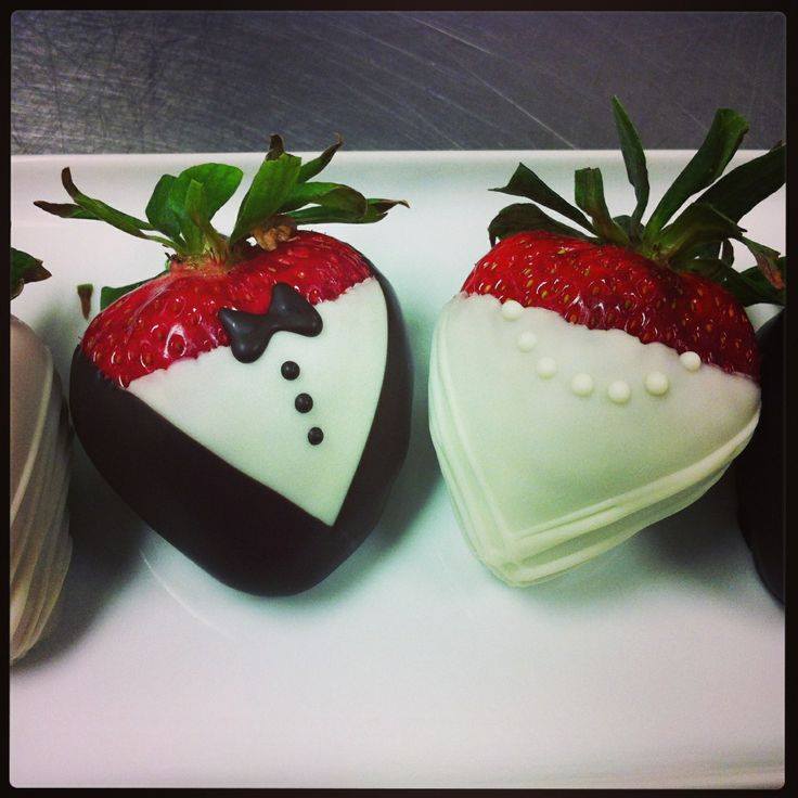 Strawberries_Bride_and_Groom