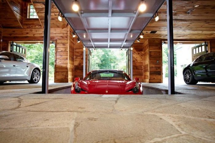 ultimate_man_cave_and_sports_car3