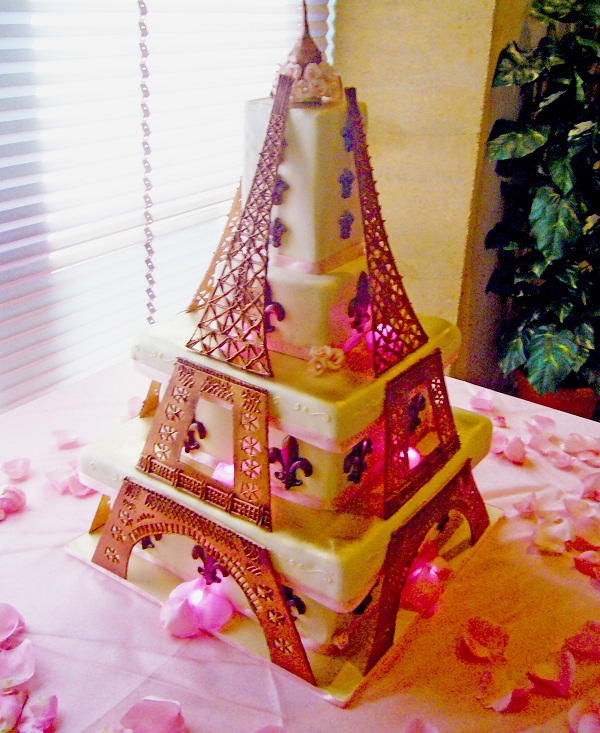 Eiffel Tower Cake3