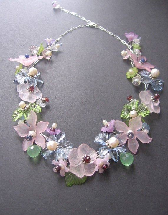Flower necklace5