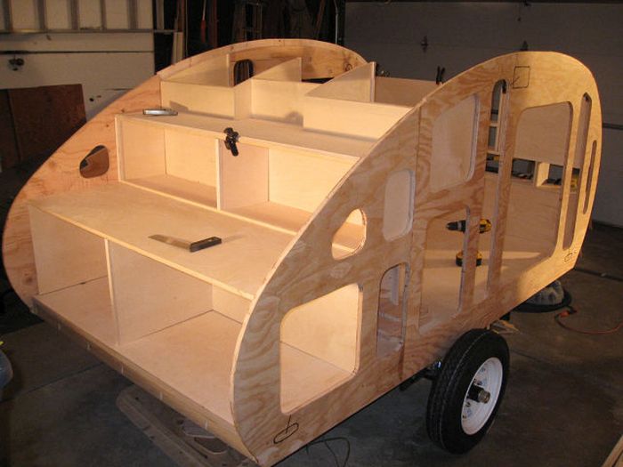 hand built camping trailer5