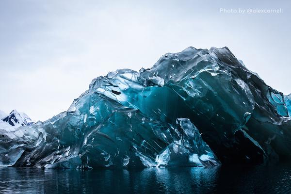 A rare sighting of an upside-down iceberg3