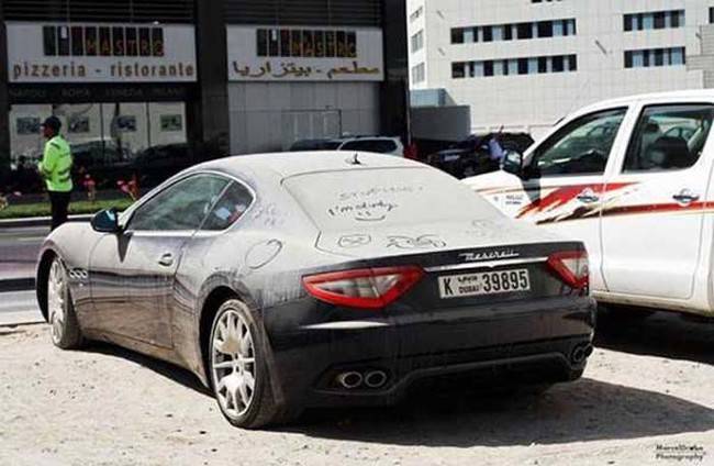 Abandoned Luxury Cars, Dubai