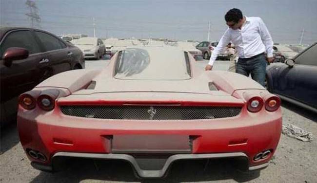 Abandoned Luxury Cars, Dubai4