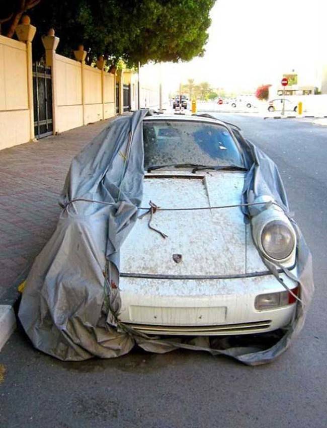 Abandoned Luxury Cars, Dubai5