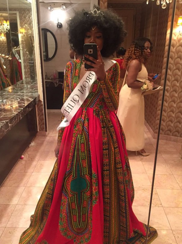 High Schooler's Self-Designed Prom Dress Is Unbelievably Awesome3