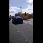 Giant Minion Street Attack