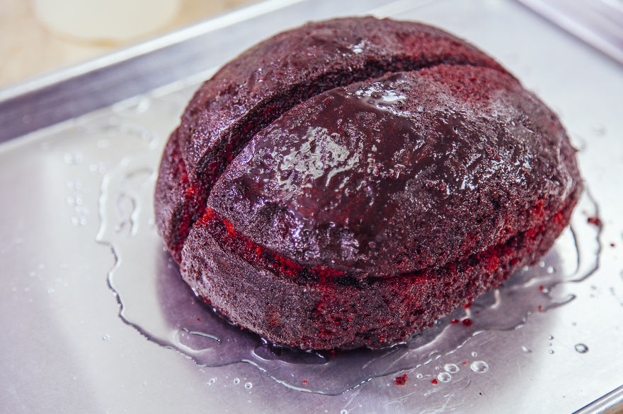 How To Make A Red Velvet Brain Cake For Halloween2